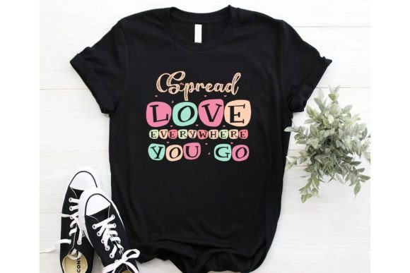 Spread Love Graphics: Essential Freebies Review